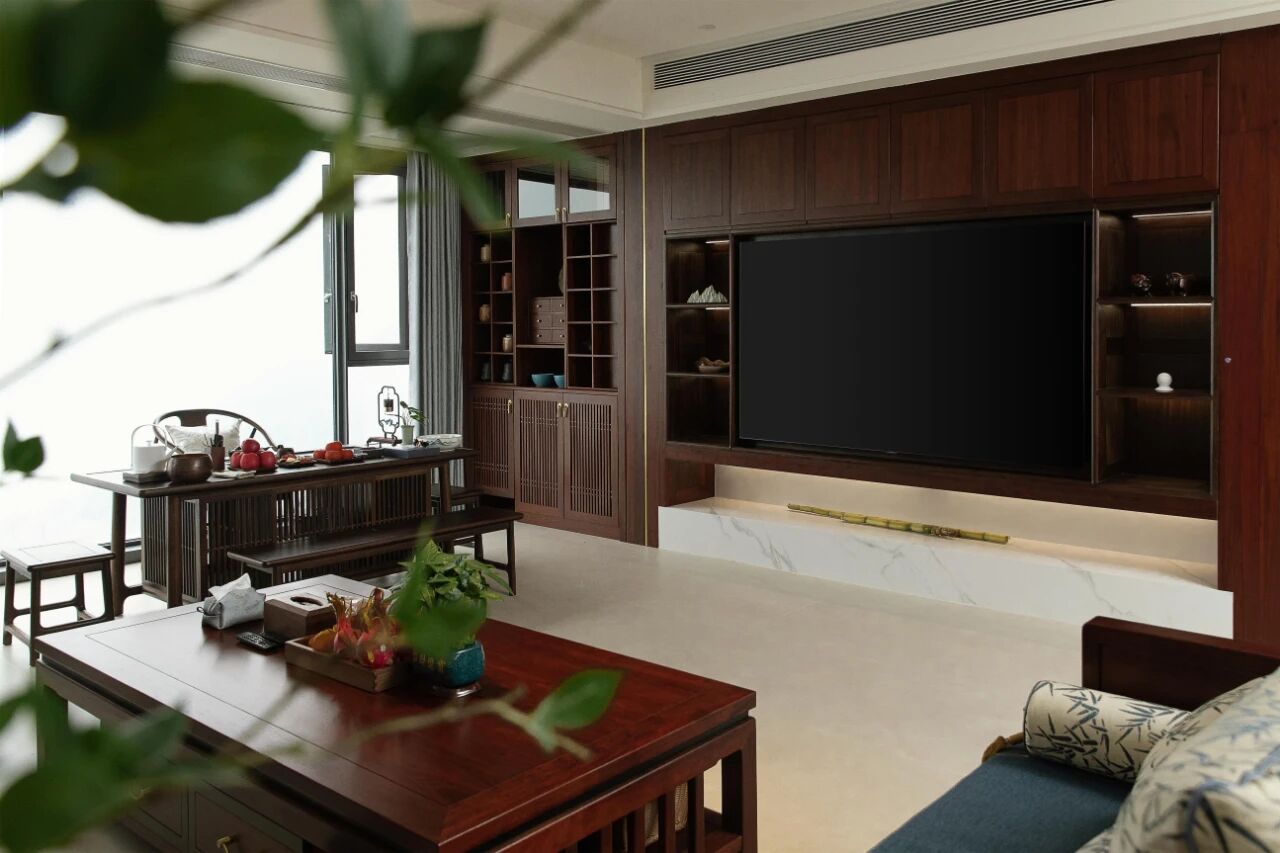 東家·設計案例|重塑江景大平層，融合現代與自然